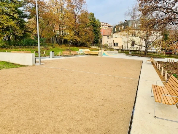 Starosta Prahy 3 otevřel revitalizovaný park U Kněžské louky - foto 3